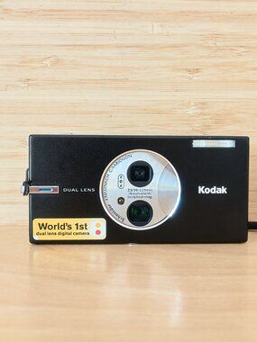 Kodak EasyShare V570 Digital Camera Black Dual Lens Compact Tested